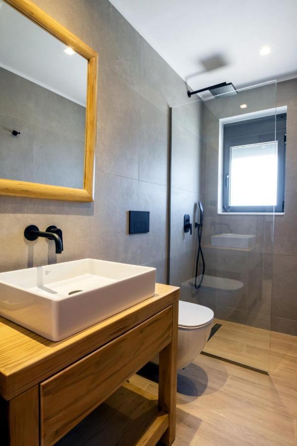 Cato Agro 5, Seafront Villa With Private Pool Afiartis Exterior photo